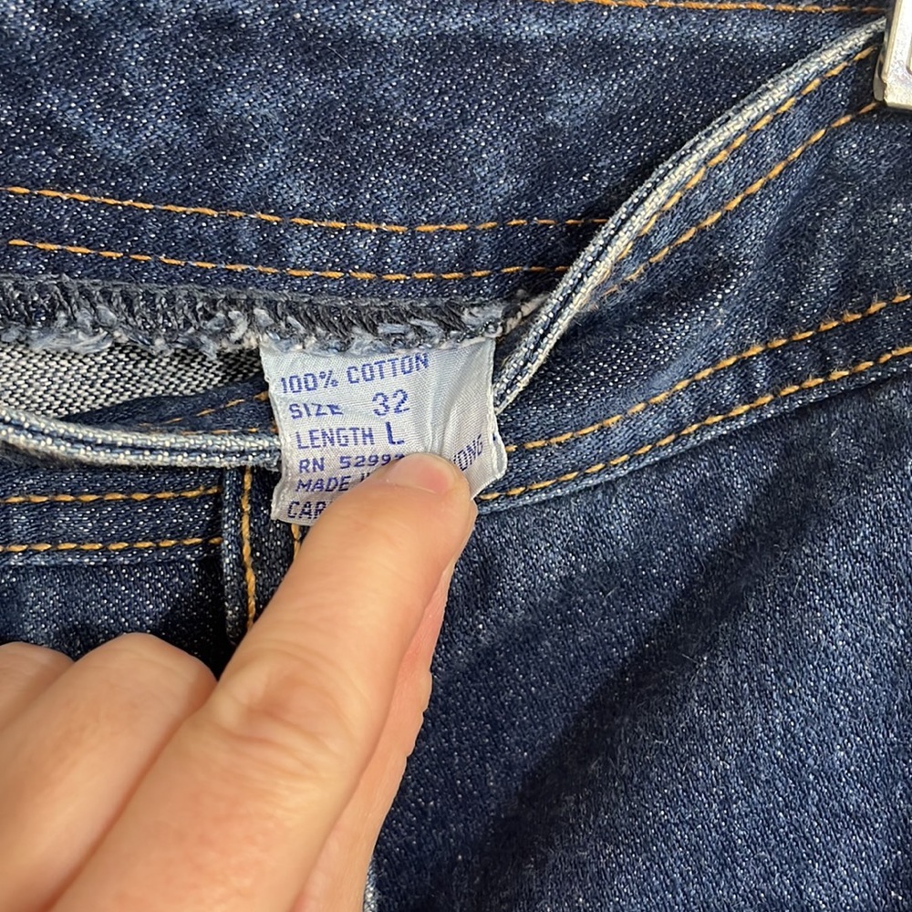 Vintage Jordache dark wash straight leg blue jeans. Size 32 long. 30” inseam. - Picture 8 of 8